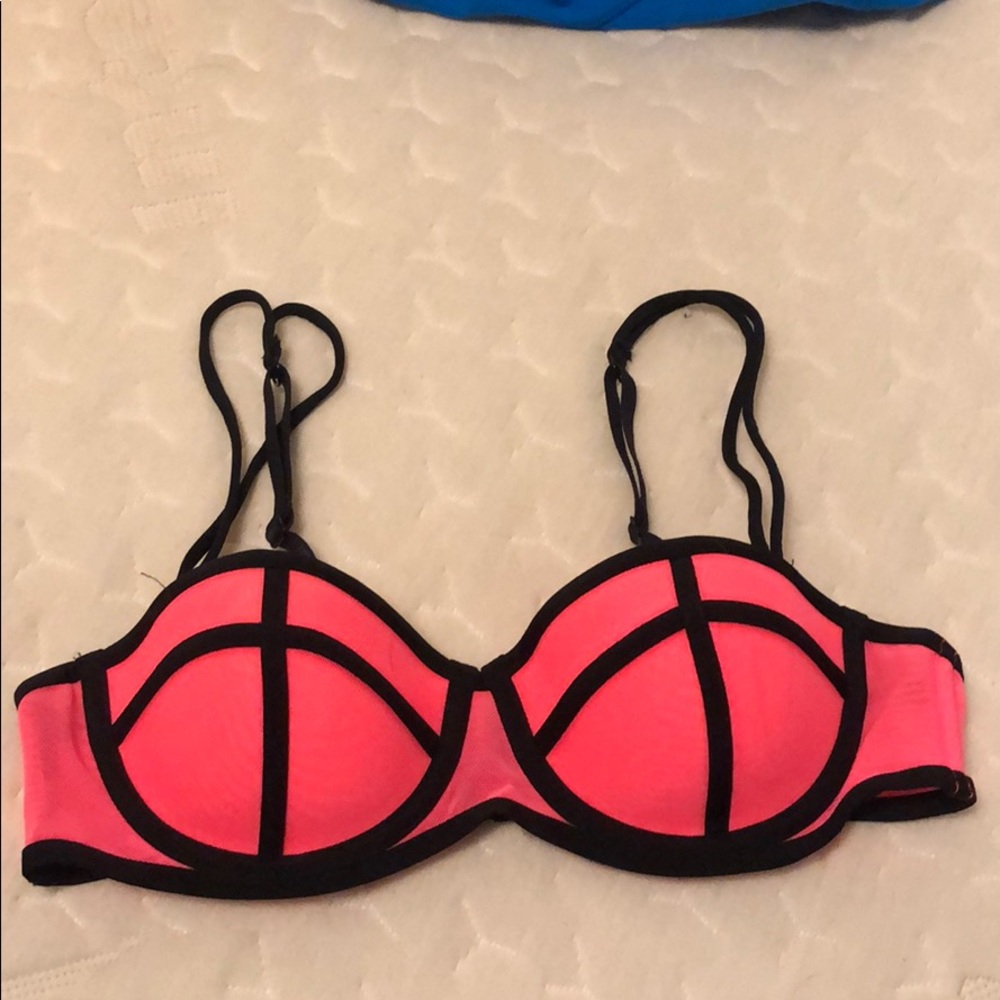 Triangl Bra